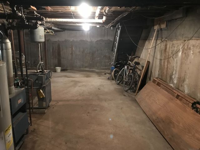 40 Maple Place, Middletown, CT 06457