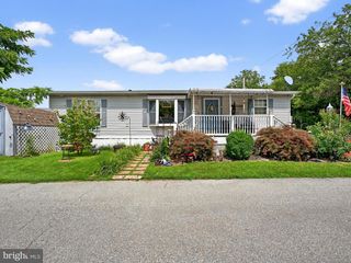 885 CYPRESS AVE, Spring City, PA 19475
