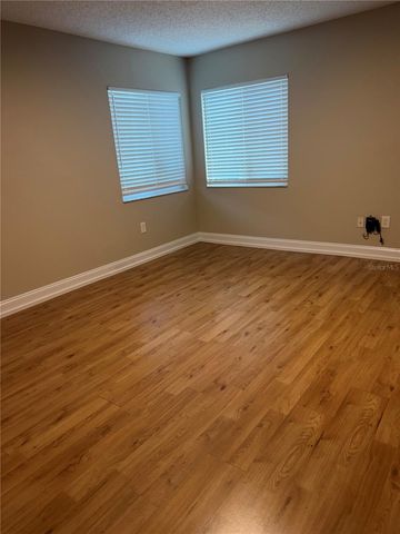 3330 LAUREL DALE DRIVE, Tampa, FL 33618