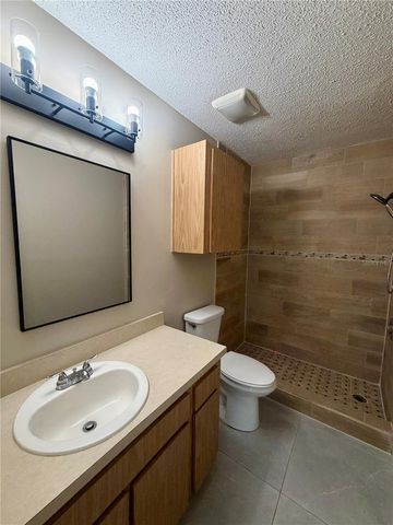 3330 LAUREL DALE DRIVE, Tampa, FL 33618