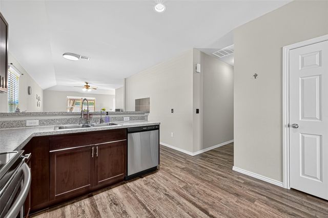 21222 Bush Brook Bend Path, Tomball, TX 77377