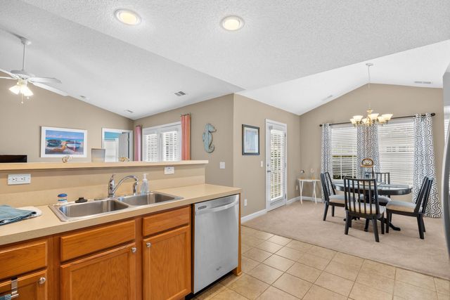 854 Riverward Dr., Myrtle Beach, SC 29588