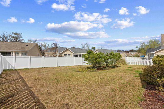 854 Riverward Dr., Myrtle Beach, SC 29588