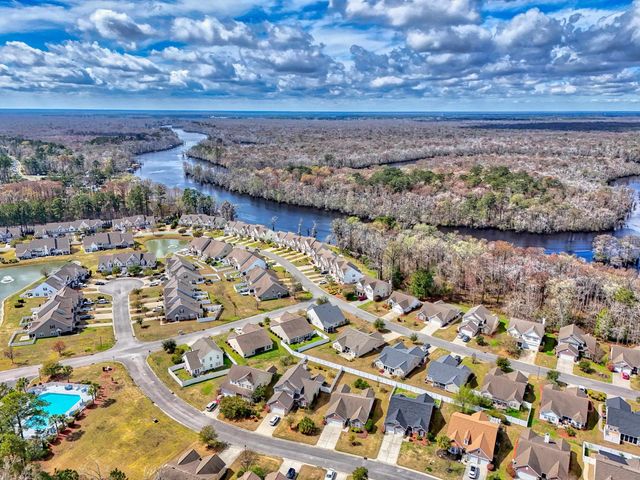 854 Riverward Dr., Myrtle Beach, SC 29588