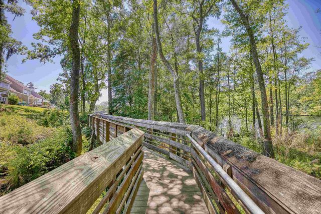 854 Riverward Dr., Myrtle Beach, SC 29588