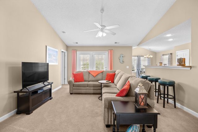 854 Riverward Dr., Myrtle Beach, SC 29588