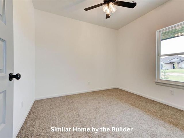 1949 W Crossbow Way, Mustang, OK 73064