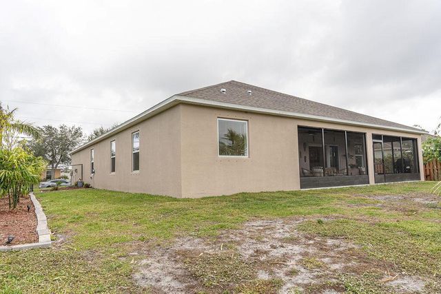2108 SW Monterrey Lane, Port St. Lucie, FL 34953
