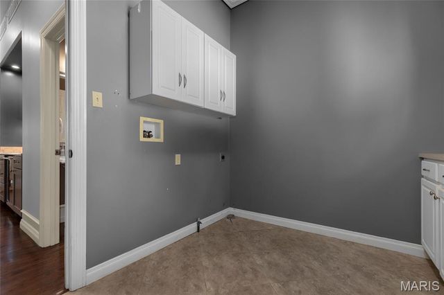 12765 Zacharys Ridge, Sunset Hills, MO 63127