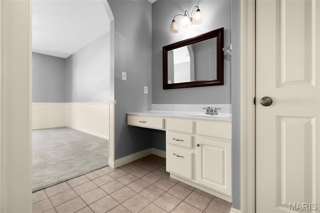 12765 Zacharys Ridge, Sunset Hills, MO 63127