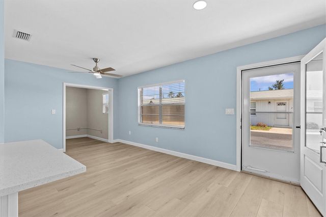 12400 PARK BOULEVARD 210, Seminole, FL 33772