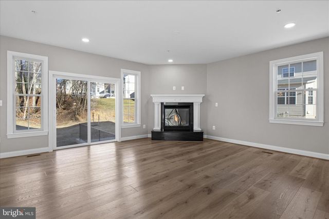 603 DIGGES LN, Fort Washington, MD 20744