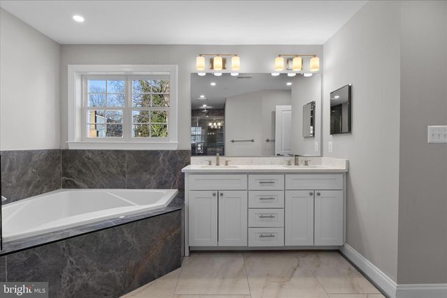 603 DIGGES LN, Fort Washington, MD 20744