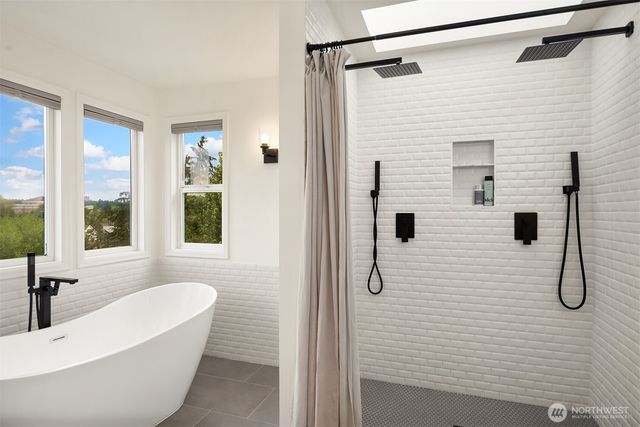 3309 37th Place S, Seattle, WA 98144