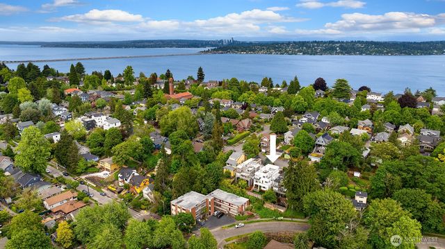 3309 37th Place S, Seattle, WA 98144