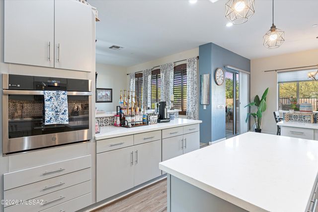 10528 S Coyote Melon Loop, Vail, AZ 85641