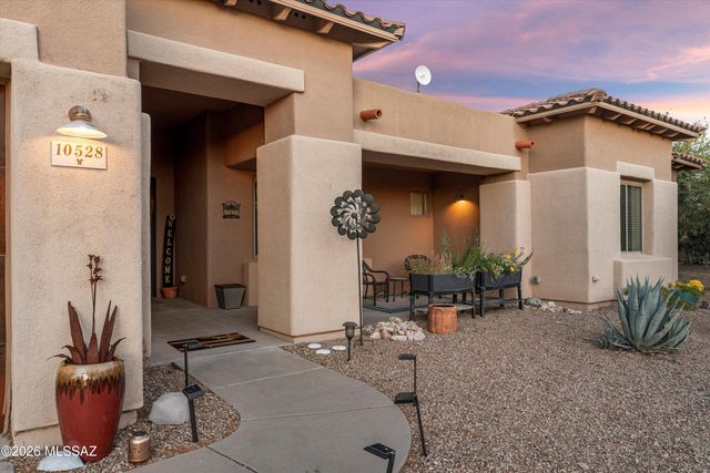 10528 S Coyote Melon Loop, Vail, AZ 85641