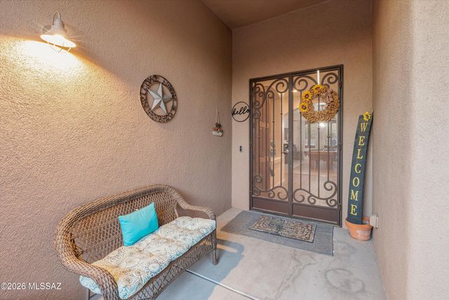 10528 S Coyote Melon Loop, Vail, AZ 85641