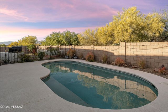 10528 S Coyote Melon Loop, Vail, AZ 85641