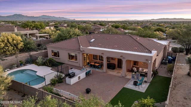10528 S Coyote Melon Loop, Vail, AZ 85641