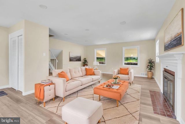 7536 ABBINGTON DR, Oxon Hill, MD 20745