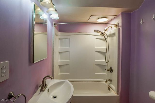 2000 Prairie College Street SW, Canton, OH 44706