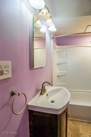 2000 Prairie College Street SW, Canton, OH 44706