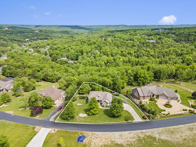 122 Arabian Way, Saddlebrooke, MO 65630