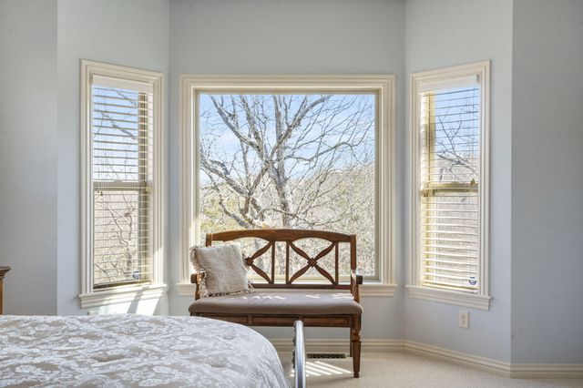 122 Arabian Way, Saddlebrooke, MO 65630