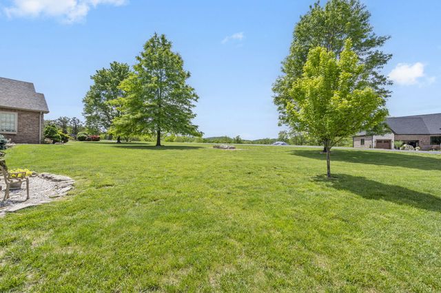 122 Arabian Way, Saddlebrooke, MO 65630