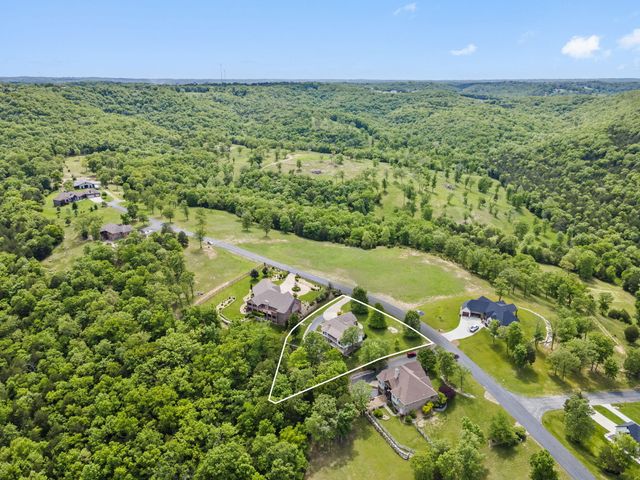 122 Arabian Way, Saddlebrooke, MO 65630