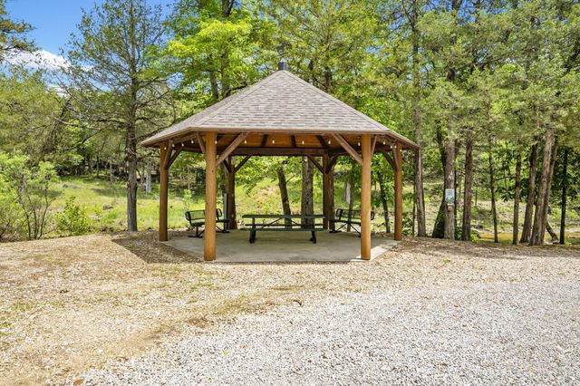 122 Arabian Way, Saddlebrooke, MO 65630