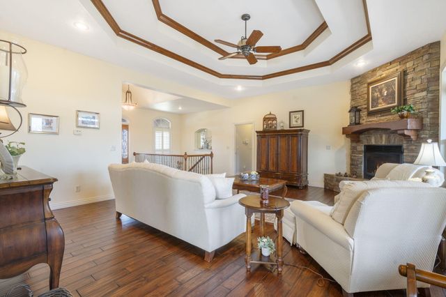 122 Arabian Way, Saddlebrooke, MO 65630