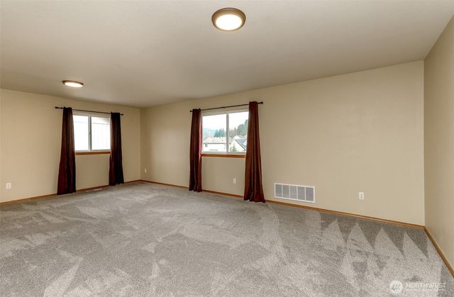 231 Easton Avenue W, Eatonville, WA 98328