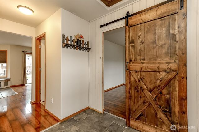 231 Easton Avenue W, Eatonville, WA 98328