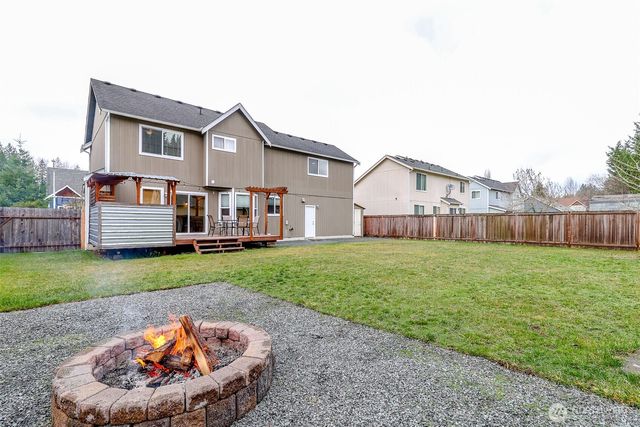 231 Easton Avenue W, Eatonville, WA 98328