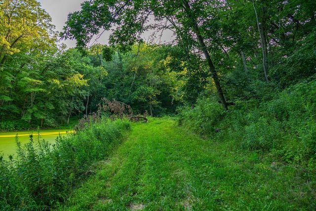 N34701 County Road S, Preston Twp, WI 54616