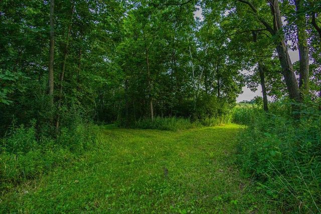 N34701 County Road S, Preston Twp, WI 54616