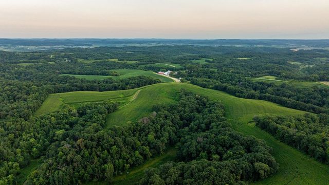 N34701 County Road S, Preston Twp, WI 54616