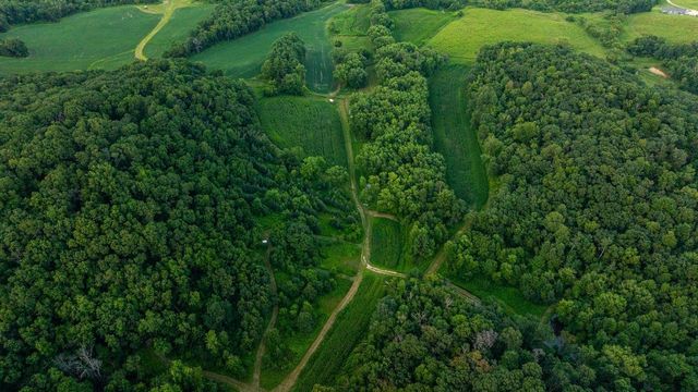 N34701 County Road S, Preston Twp, WI 54616