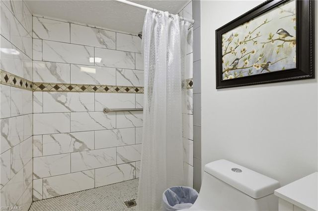 3371 N Key DR 105, North Fort Myers, FL 33903