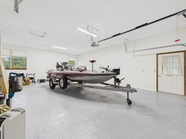 731 E Center, Cave City, AR 72521