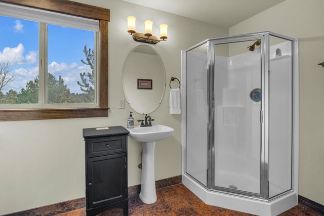 61429 Linton Loop, Bend, OR 97702