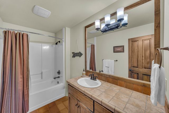 61429 Linton Loop, Bend, OR 97702