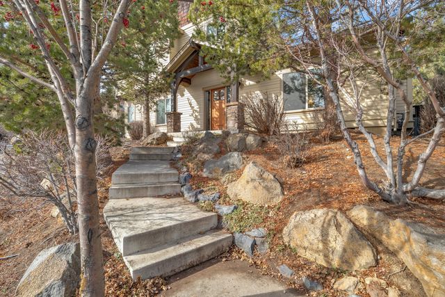 61429 Linton Loop, Bend, OR 97702