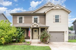 1140 Meachem Dr, Clarksville, TN 37042