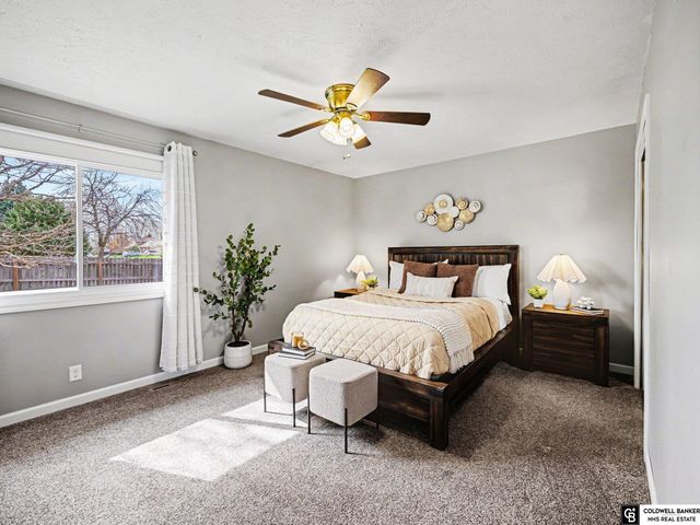 13202 S 33 Street, Bellevue, NE 68123