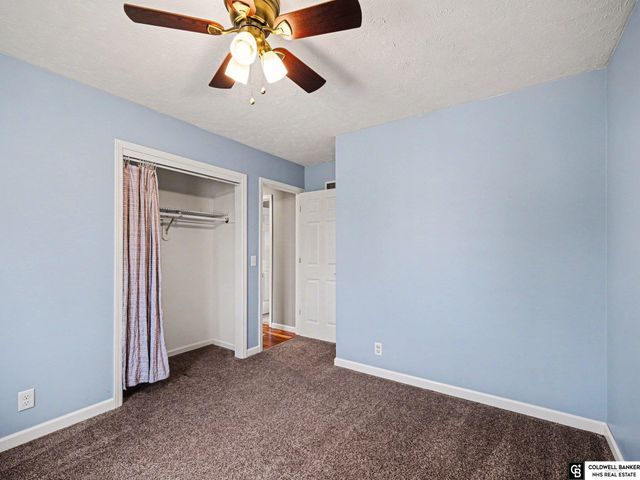 13202 S 33 Street, Bellevue, NE 68123