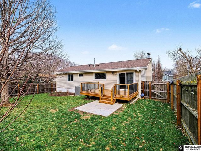 13202 S 33 Street, Bellevue, NE 68123