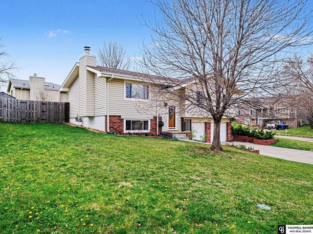 13202 S 33 Street, Bellevue, NE 68123